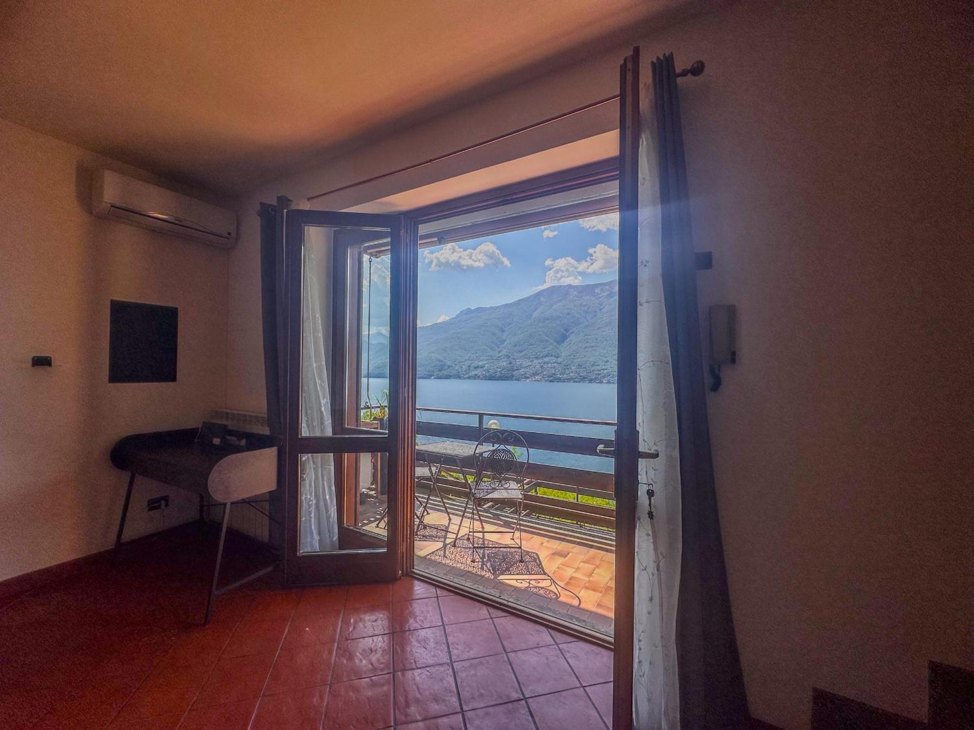 Appartamento A Due Passi Dal Lago Con Box Dorio Exterior foto